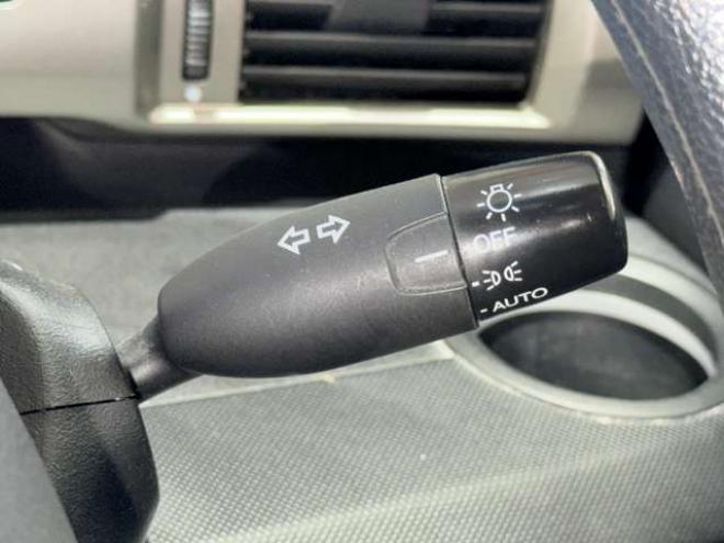 フリードスパイク1.5 G ジャストセレクション 4WD　防錆塗装4WDTVナビBカメ 1500