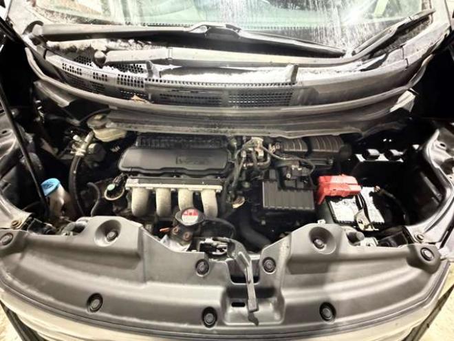 フリードスパイク1.5 G ジャストセレクション 4WD　防錆塗装4WDキーレスTVナビ 1500