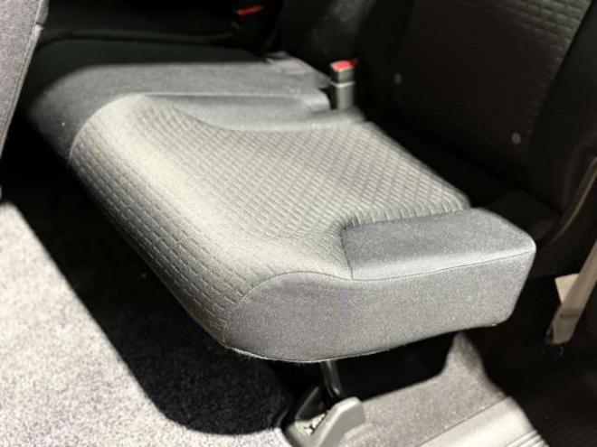 フリードスパイク1.5 G ジャストセレクション 4WD　防錆塗装4WDキーレスTVナビ 1500