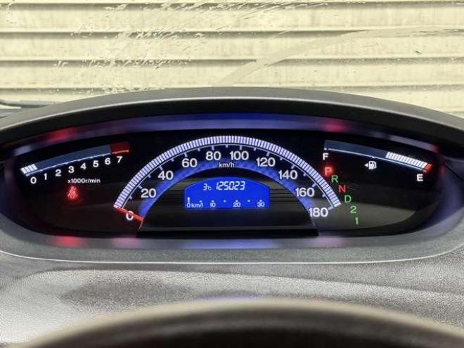 フリードスパイク1.5 G ジャストセレクション 4WD　防錆塗装4WDキーレスTVナビ 1500