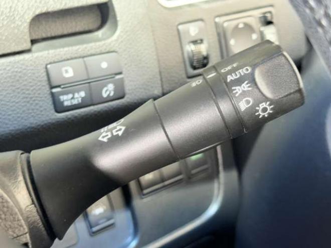 セレナ2.0 ハイウェイスター 4WD　防錆塗装4WDTVナビ 2000