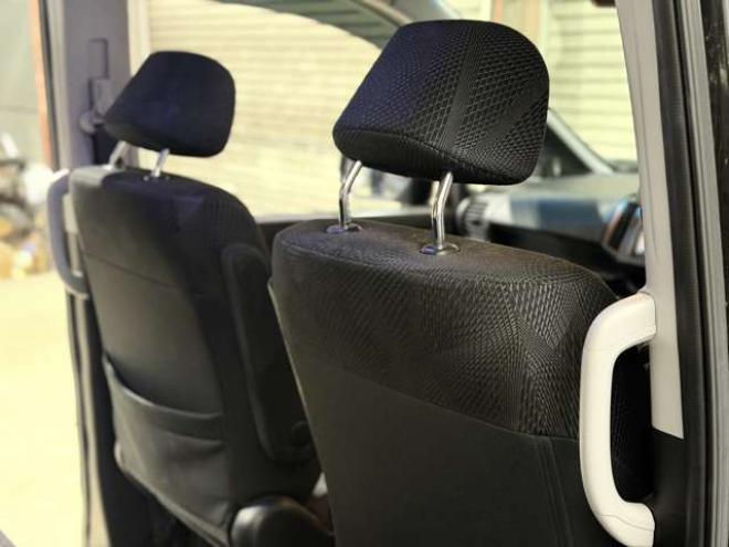 ステップワゴン2.0 スパーダ S 4WD　防錆塗装4WDTVナビBカメETC後席モニタ 2000