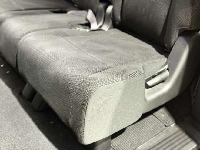 ステップワゴン2.0 スパーダ S 4WD　防錆塗装4WDTVナビBカメETC後席モニタ 2000