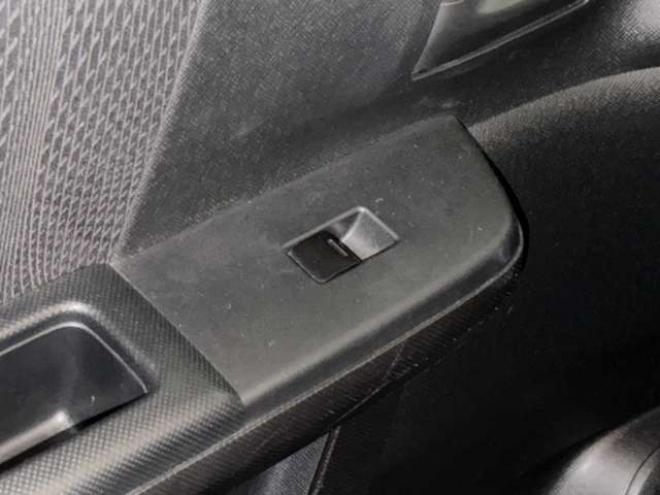 ステップワゴン2.0 スパーダ S 4WD　防錆塗装4WDTVナビBカメETC後席モニタ 2000