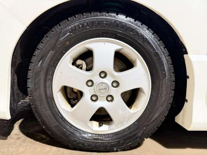 セレナ2.0 ハイウェイスター 4WD　防錆塗装4WDTVナビBカメ後席モニタETCドラレコ 2000