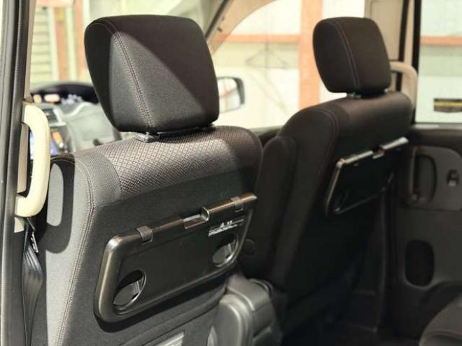 セレナ2.0 ハイウェイスター 4WD　防錆塗装4WDTVナビBカメ後席モニタETCドラレコ 2000