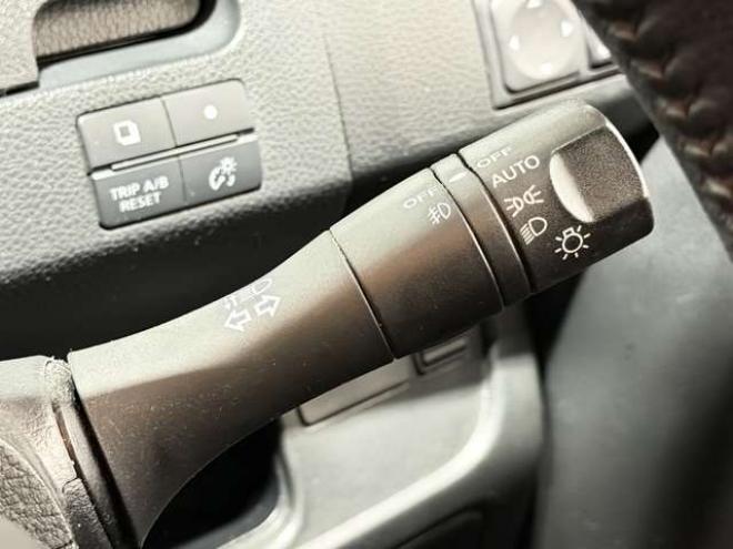 セレナ2.0 ハイウェイスター 4WD　防錆塗装4WDTVナビBカメ後席モニタETCドラレコ 2000