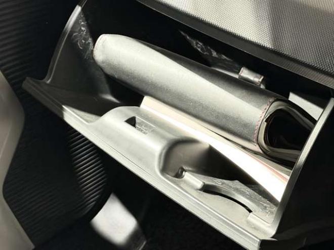 フリード1.5 G エアロ 4WD　防錆塗装4WDキーレスCDエンスタETC夏冬タイヤ 1500