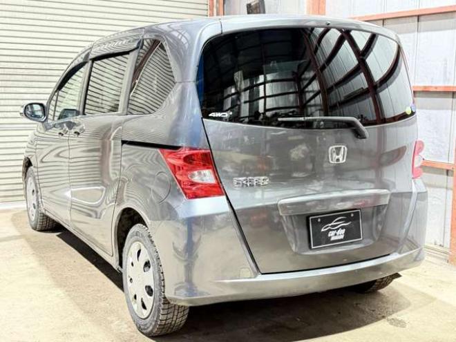 フリード1.5 G エアロ 4WD　防錆塗装4WDキーレスCDエンスタETC夏冬タイヤ 1500