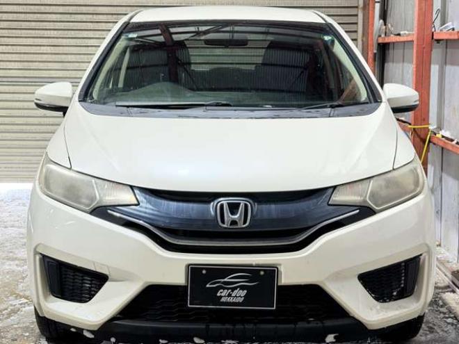 フィット1.3 13G Fパッケージ 4WD　防錆塗装4WDスマキーCD 1300