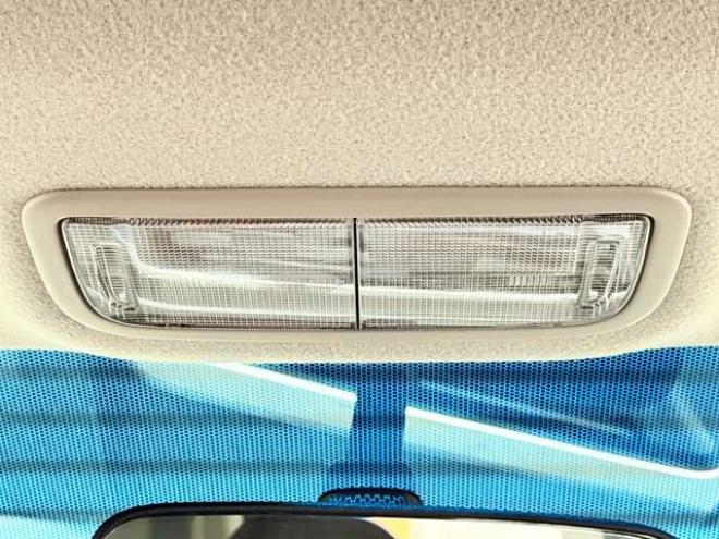 フィット1.3 13G Fパッケージ 4WD　防錆塗装4WDスマキーCD 1300