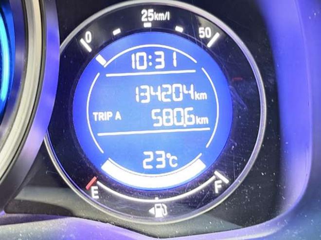 フィット1.3 13G Fパッケージ 4WD　防錆塗装4WDスマキーナビ 1300