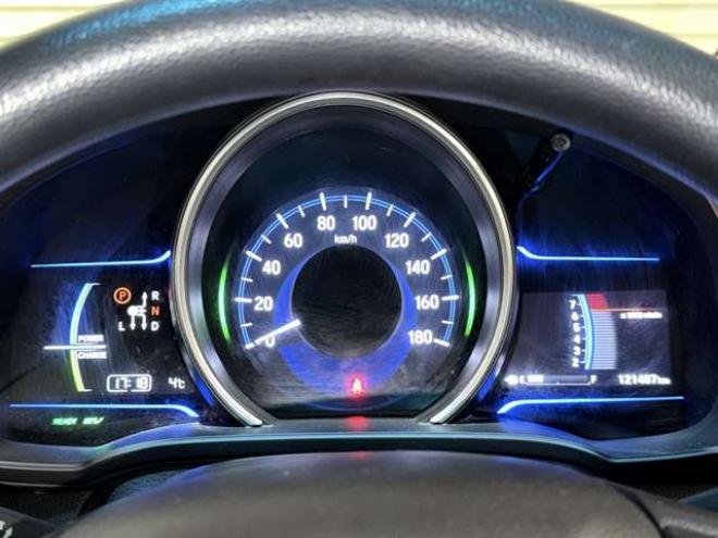 フィット1.5 ハイブリッド Fパッケージ 4WD　防錆塗装4WDエンスタCD 1500