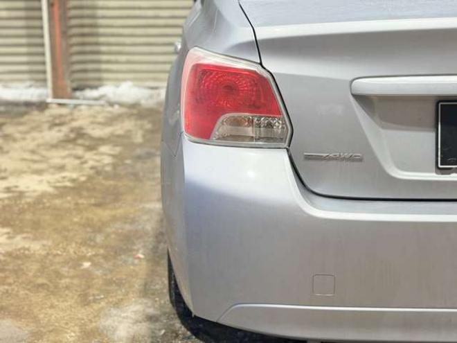 インプレッサG4 1.6 i 4WD　防錆塗装4WDキーレスナビ夏冬タイヤ 1600