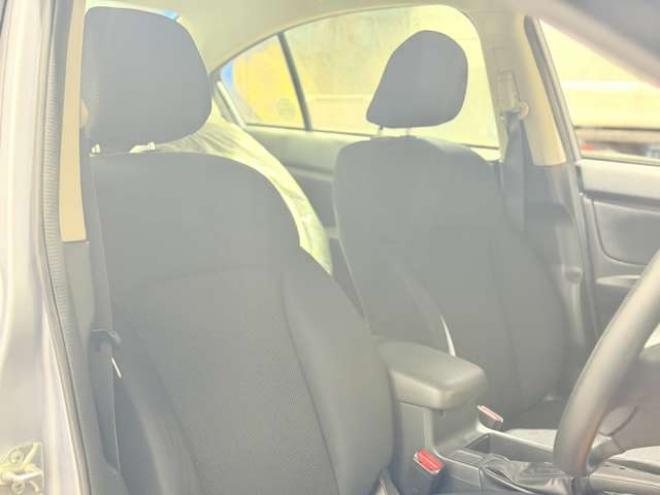 インプレッサG4 1.6 i 4WD　防錆塗装4WDキーレスナビ夏冬タイヤ 1600