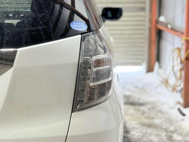 フィットシャトル1.5 15X 4WD　防錆塗装4WDTVナビBカメETC 1500