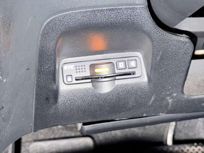 フィットシャトル1.5 15X 4WD　防錆塗装4WDTVナビBカメETC 1500