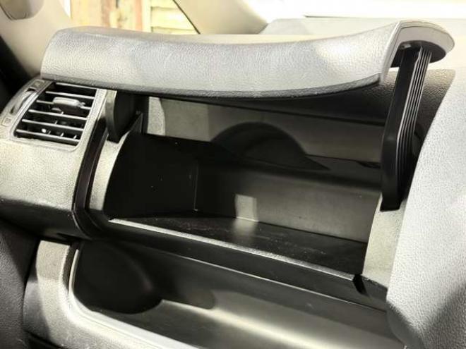 セレナ2.0 20S アンシャンテ 送迎タイプ オートステップ仕様 4WD　防錆塗装4WDスマキーCD 2000