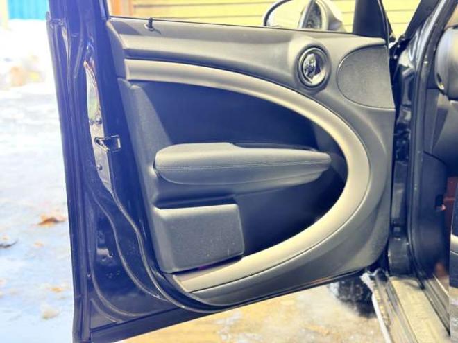 ミニクロスオーバー クーパー D オール4 4WD　防錆塗装4WDディーゼルキーレスETC 正規輸入車 2000