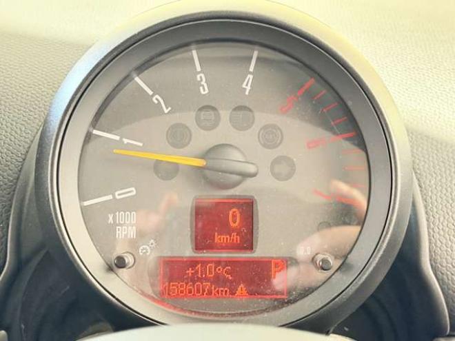 ミニクロスオーバー クーパー D オール4 4WD　防錆塗装4WDディーゼルキーレスETC 正規輸入車 2000