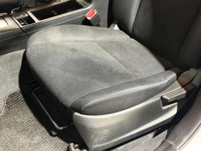 インプレッサG4 1.6 i 4WD　防錆塗装4WDキーレスCD夏冬タイヤ 1600