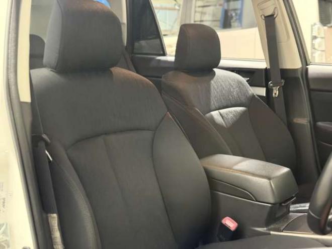 レガシィワゴン2.5 i Sスタイル 4WD　防錆塗装4WDTVナビBカメETC 2500