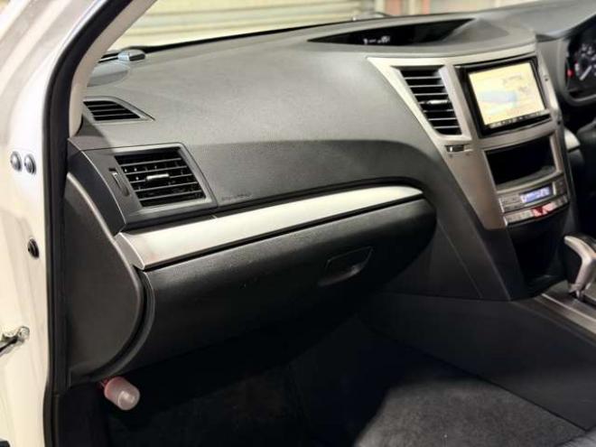 レガシィワゴン2.5 i Sスタイル 4WD　防錆塗装4WDTVナビBカメETC 2500