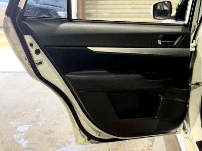 レガシィワゴン2.5 i Sスタイル 4WD　防錆塗装4WDTVナビBカメETC 2500