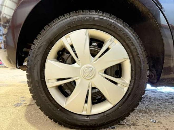 マーチ1.2 G FOUR 4WD　防錆塗装4WDTVナビBカメETC 1200