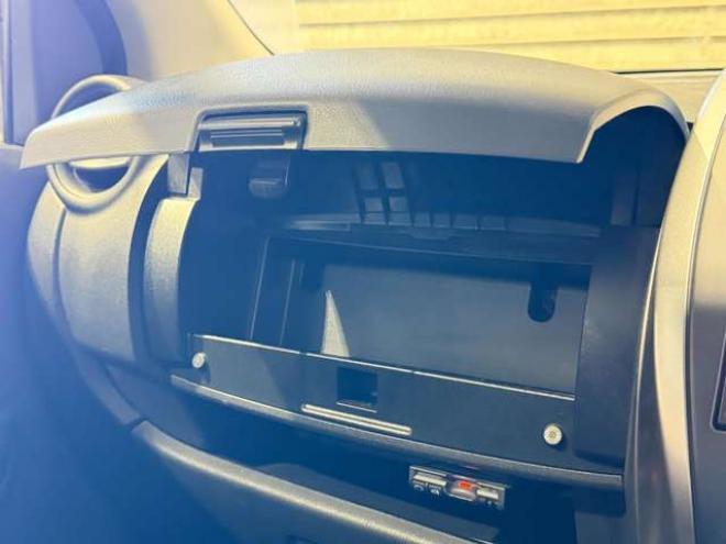 マーチ1.2 G FOUR 4WD　防錆塗装4WDTVナビBカメETC 1200