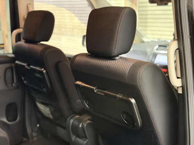 セレナ2.0 ハイウェイスター 4WD　防錆塗装4WDTVナビBカメETC 2000