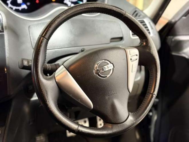 セレナ2.0 ハイウェイスター 4WD　防錆塗装4WDTVナビBカメETC 2000