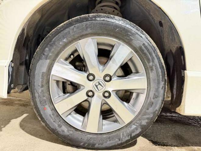 フリード1.5 G エアロ Lパッケージ 4WD　防錆塗装4WDキーレスTVナビETC 1500