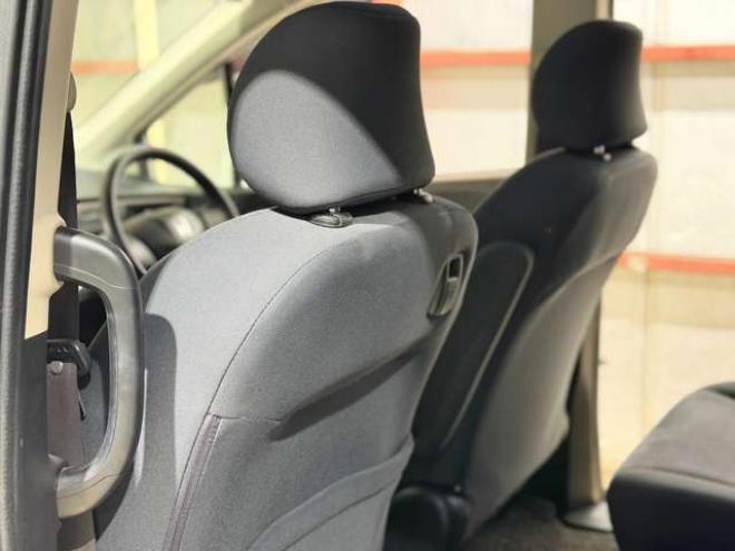 フリード1.5 G エアロ Lパッケージ 4WD　防錆塗装4WDキーレスTVナビETC 1500