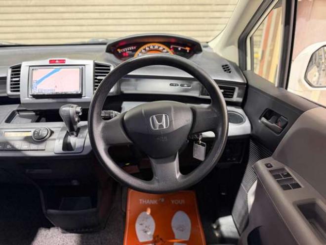 フリード1.5 G エアロ Lパッケージ 4WD　防錆塗装4WDキーレスTVナビETC 1500