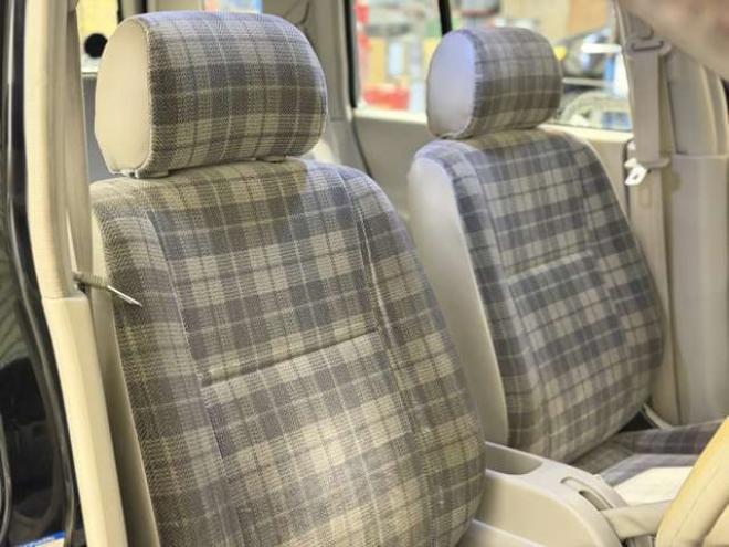 ラシーン1.5 タイプF 4WD　防錆塗装4WDキーレスCD 1500