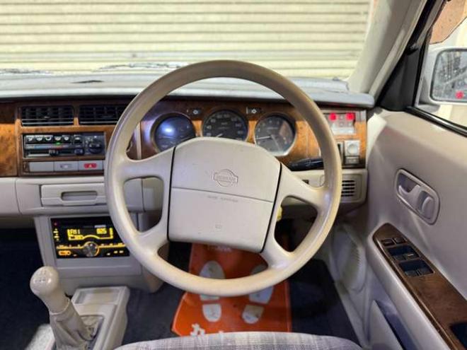 ラシーン1.5 タイプF 4WD　防錆塗装4WDキーレスCD 1500