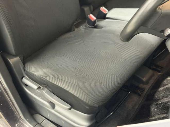 MRワゴンG 4WD　防錆塗装4WDスマキーCDラジオ 660