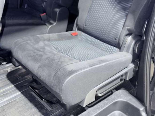 セレナ2.0 20X 4WD　防錆塗装4WDTVナビBカメETC後席モニタ 2000