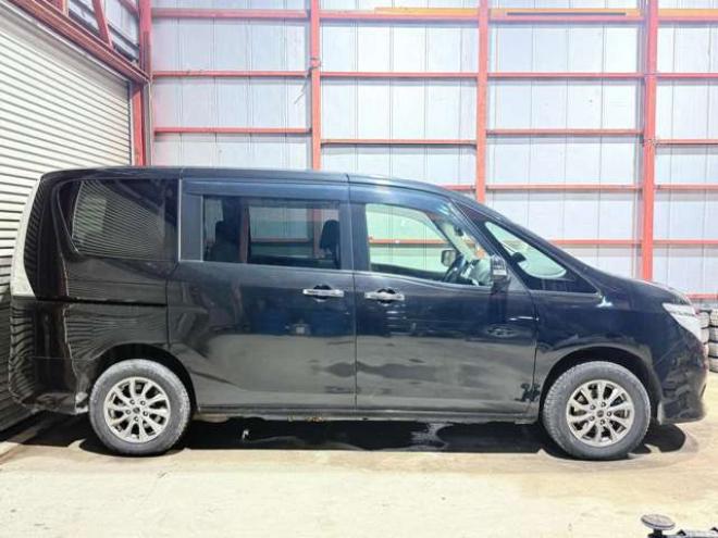 セレナ2.0 20X 4WD　防錆塗装4WDTVナビBカメETC後席モニタ 2000