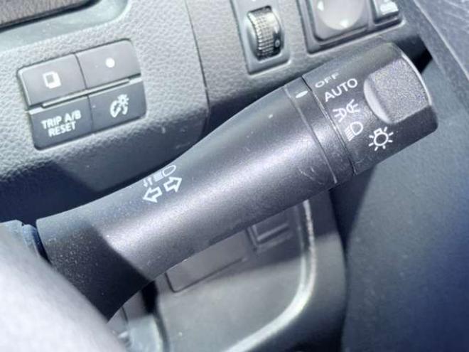 セレナ2.0 20X 4WD　防錆塗装4WDTVナビBカメETC後席モニタ 2000