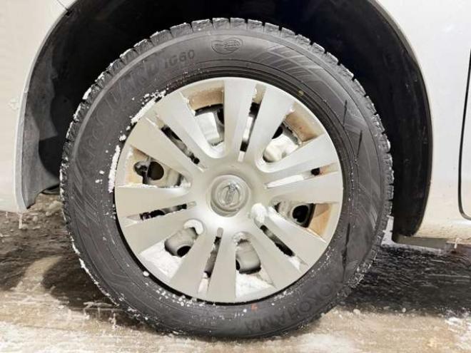 セレナ2.0 20X 4WD　防錆塗装4WDラジオナビETC 2000