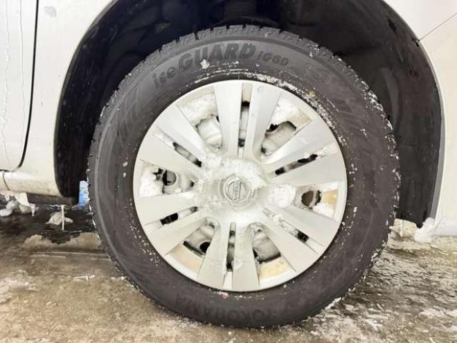 セレナ2.0 20X 4WD　防錆塗装4WDラジオナビETC 2000