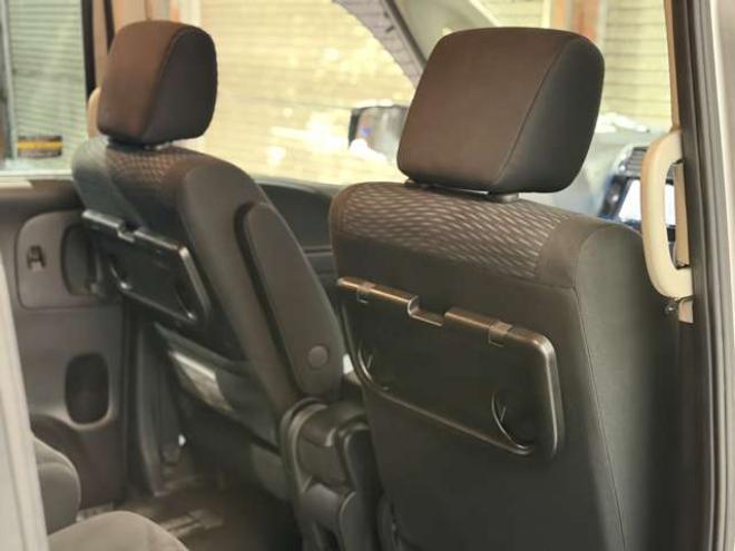 セレナ2.0 20X 4WD　防錆塗装4WDラジオナビETC 2000