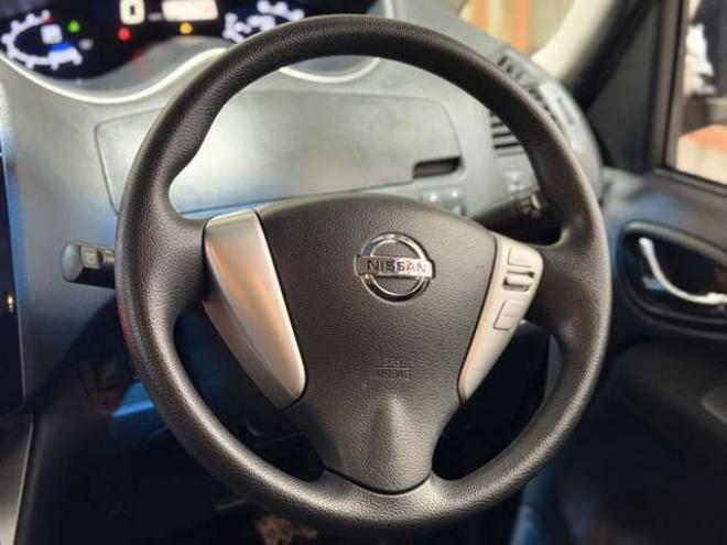 セレナ2.0 20X 4WD　防錆塗装4WDラジオナビETC 2000