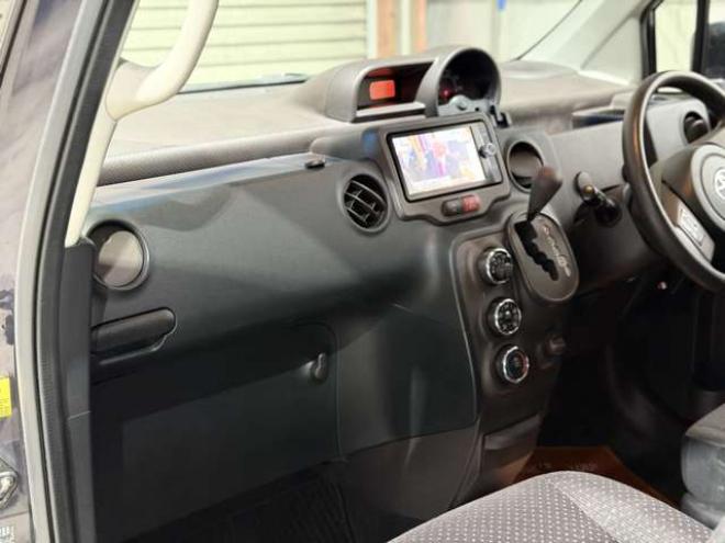 スペイド1.5 F 4WD　防錆塗装4WDキーレスTVナビBカメETC 1500