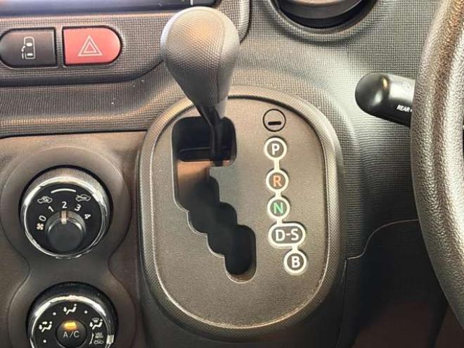 スペイド1.5 F 4WD　防錆塗装4WDキーレスTVナビBカメETC 1500