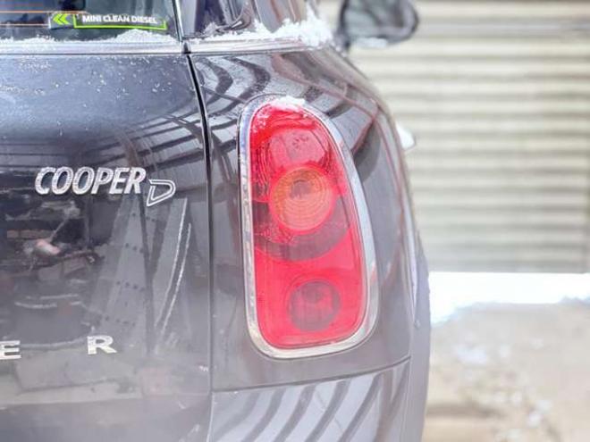 ミニクロスオーバー クーパー D オール4 4WD　防錆塗装4WDアンドロイドナビBカメETC 正規輸入車 2000