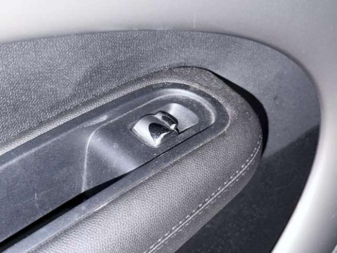 ミニクロスオーバー クーパー D オール4 4WD　防錆塗装4WDアンドロイドナビBカメETC 正規輸入車 2000