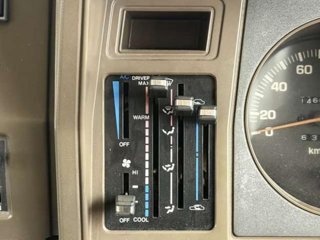 クイックデリバリークイックデリバリー　全塗装車キッチンカーレンタカーアップ 2WD 2400